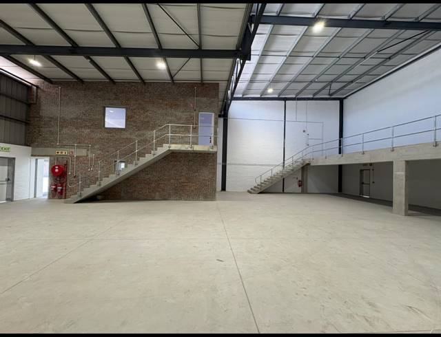 462.20M² WAREHOUSE TO LET IN FIRGROVE